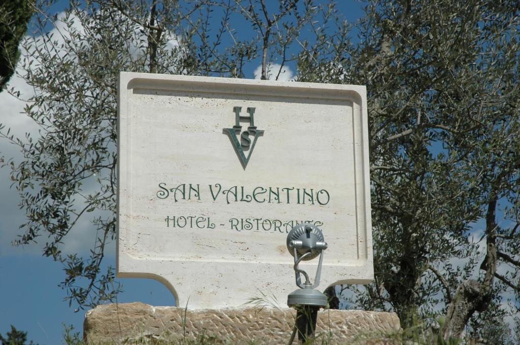 Piccolo Hotel San Valentino Cristena ภายนอก รูปภาพ